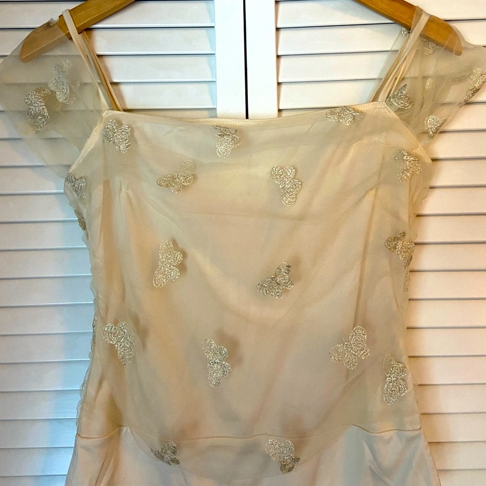 Never worn.